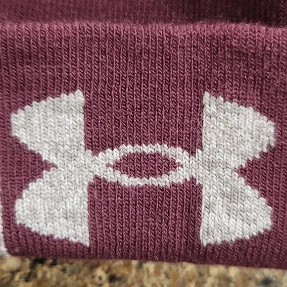 Under Armour Hat Womens - Picture 6 of 9